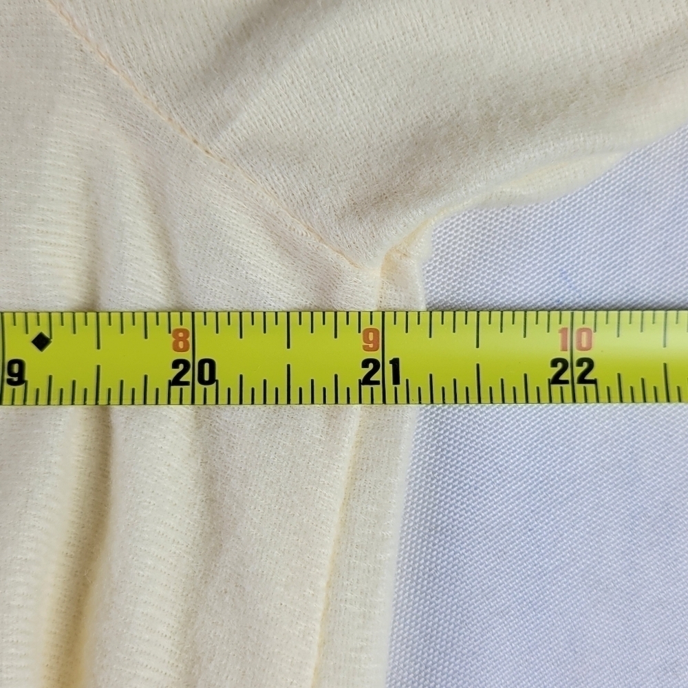Spotlight Nightgown Sz L Yellow Embroidered White Trim Lace Soft Vintage USA New - Picture 13 of 15